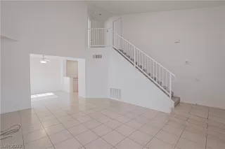 Photo #2: 2424039 Listing 