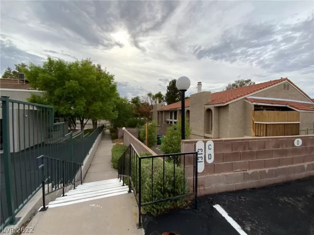 MLS: 2424044 Condo For Sale