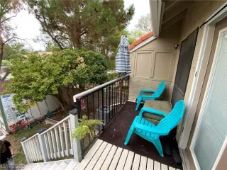 Photo #3: 2424044 Listing