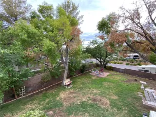 Photo #4: 2424044 Listing