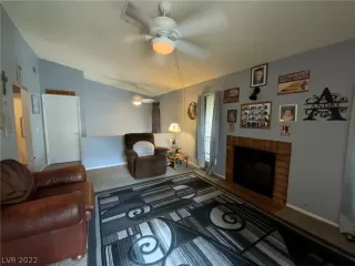 Photo #6: 2424044 Listing