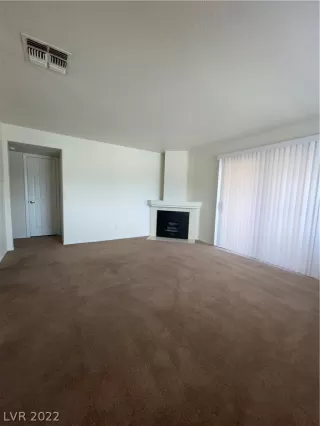 Photo #4: 2424123 Listing 