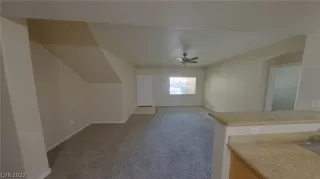 Photo #2: 2424148 Listing 