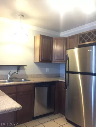 Photo #6: 2424205 Listing 