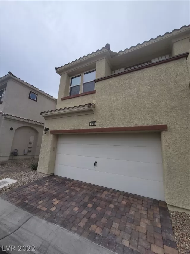 MLS: 2424265 Condo For Sale