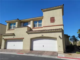 Photo #2: 2424265 Listing 