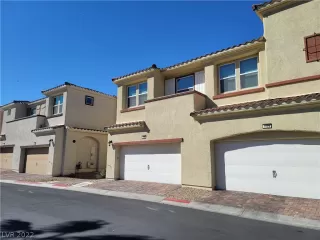 Photo #3: 2424265 Listing 