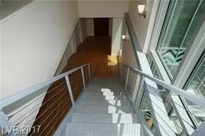 Photo #3: 2424296 Listing