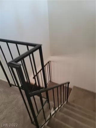 Photo #4: 2424319 Listing 