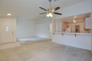 Photo #4: 2424321 Listing