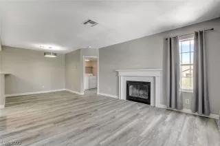 Photo #2: 2424322 Listing 