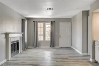 Photo #6: 2424322 Listing 