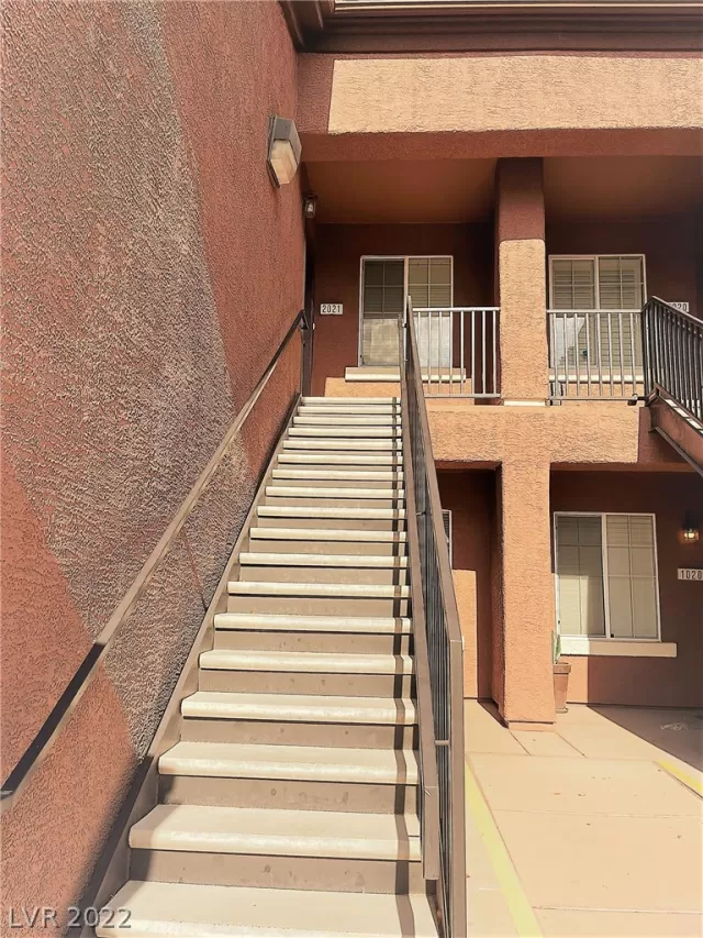 MLS: 2424375 Condo For Sale