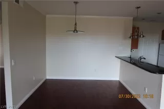 Photo #4: 2424417 Listing 
