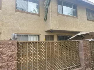 Photo #1: 2424463 Listing