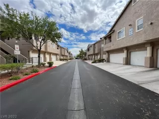 Photo #1: 2424514 Listing 