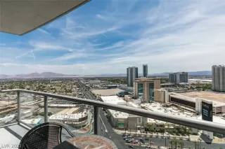 Photo #3: 2424603 Listing