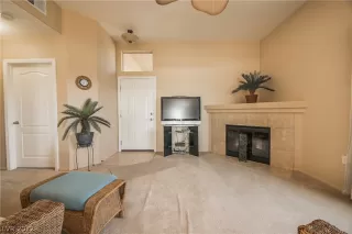 Photo #5: 2424688 Listing