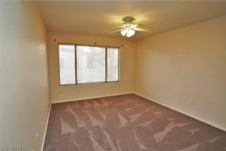 Photo #6: 2425740 Listing
