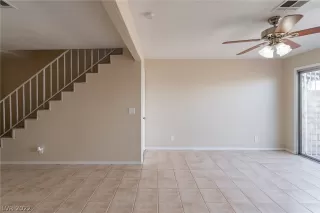 Photo #6: 2425779 Listing 