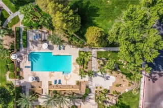 Photo #1: 2425823 Listing 