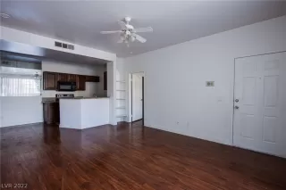 Photo #6: 2425823 Listing 