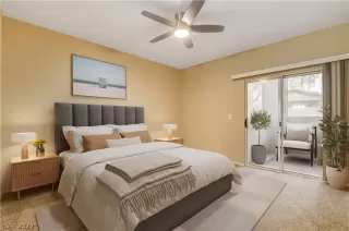 Photo #3: 2425827 Listing