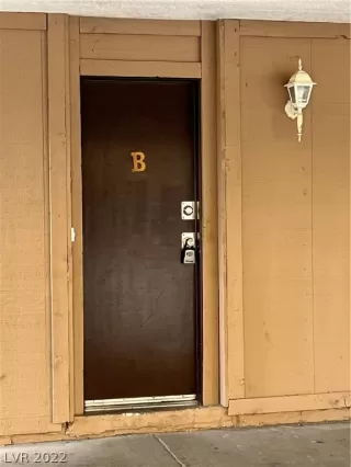 Photo #1: 2425832 Listing