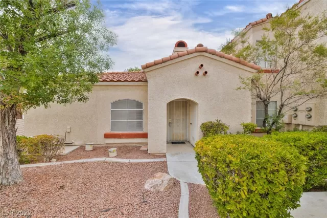 MLS: 2425845 Condo For Sale