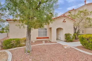 Photo #1: 2425845 Listing