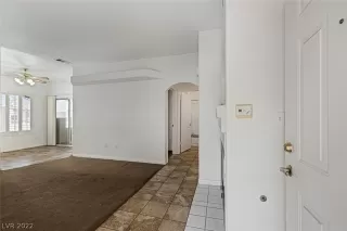 Photo #2: 2425845 Listing