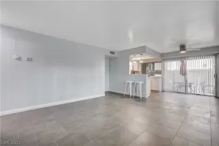 Photo #2: 2425851 Listing