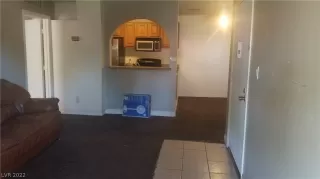 Photo #3: 2425867 Listing