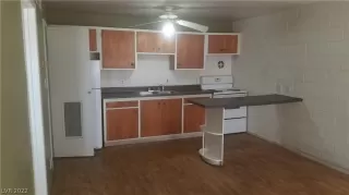 Photo #1: 2425931 Listing