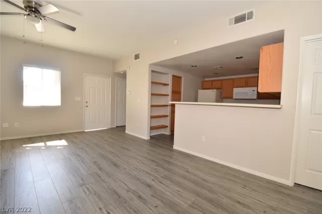 MLS: 2425943 Condo For Sale