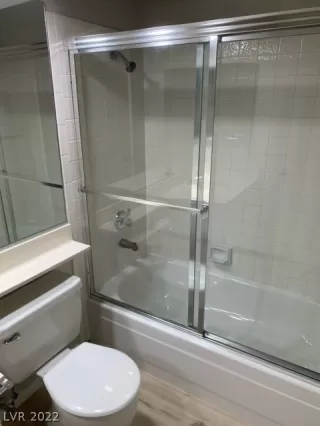 Photo #6: 2425946 Listing