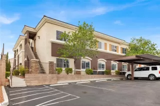 Photo #2: 2425950 Listing 