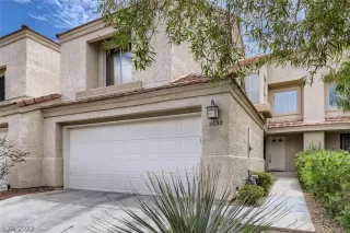 Photo #1: 2425956 Listing 