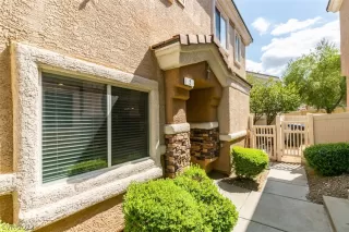 Photo #2: 2425999 Listing