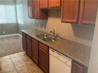 Photo #1: 2426075 Listing 