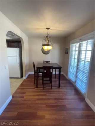 Photo #6: 2426106 Listing