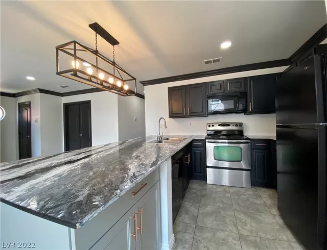 MLS: 2426137 Condo For Sale