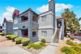 Photo #1: 2426138 Listing