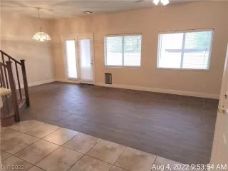 Photo #1: 2426158 Listing
