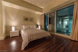 Photo #6: 2426162 Listing