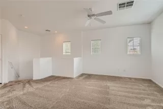 Photo #2: 2426245 Listing