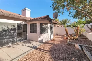 Photo #1: 2426254 Listing 