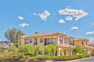 Photo #1: 2426284 Listing 