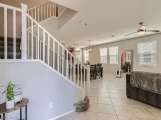 Photo #3: 2426333 Listing