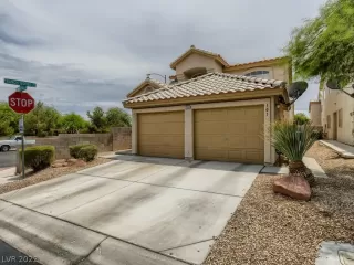 Photo #1: 2426347 Listing